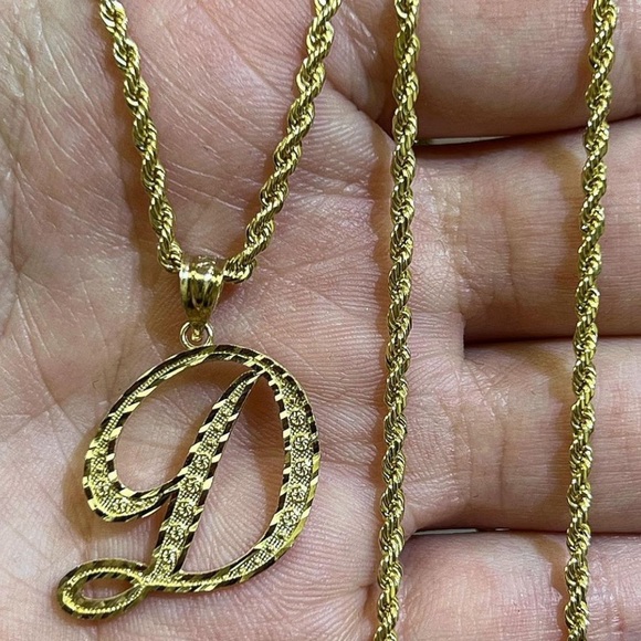 14K Gold initial D Pendant Necklace D B M H J R - Picture 3 of 11